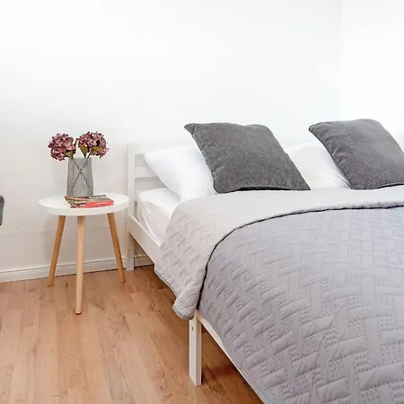 Schuetzenweg 13-15 Walblick * Kellenhusen